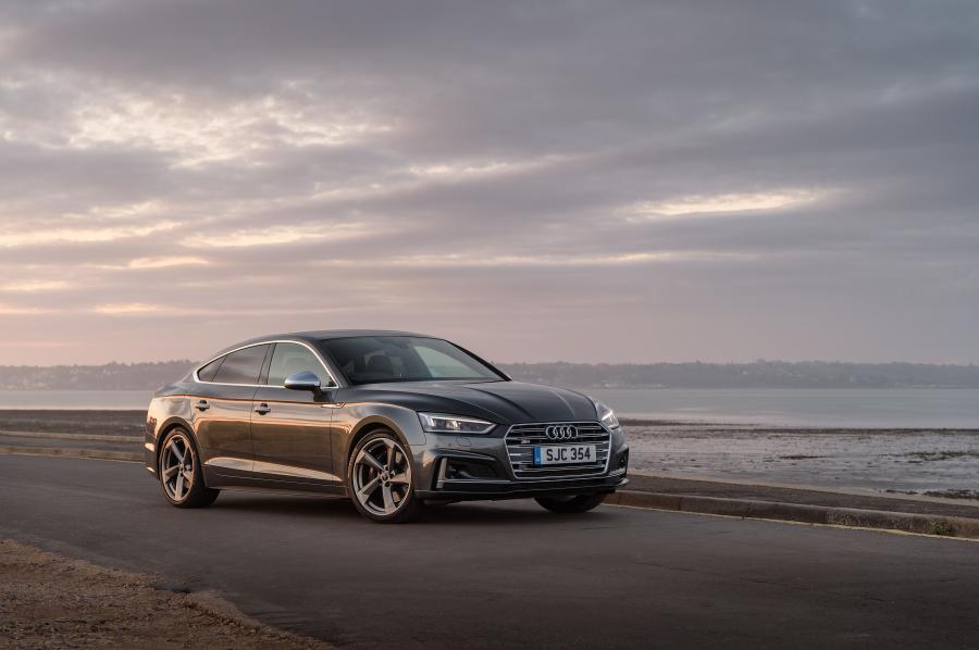  Audi S5 Sportback 2017 года  (UK) (фото 34 из 40)